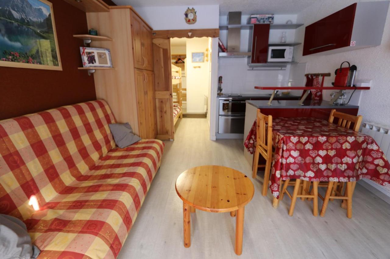 Risoul Superbe Appartement Pieds Des Pistes Exterior photo